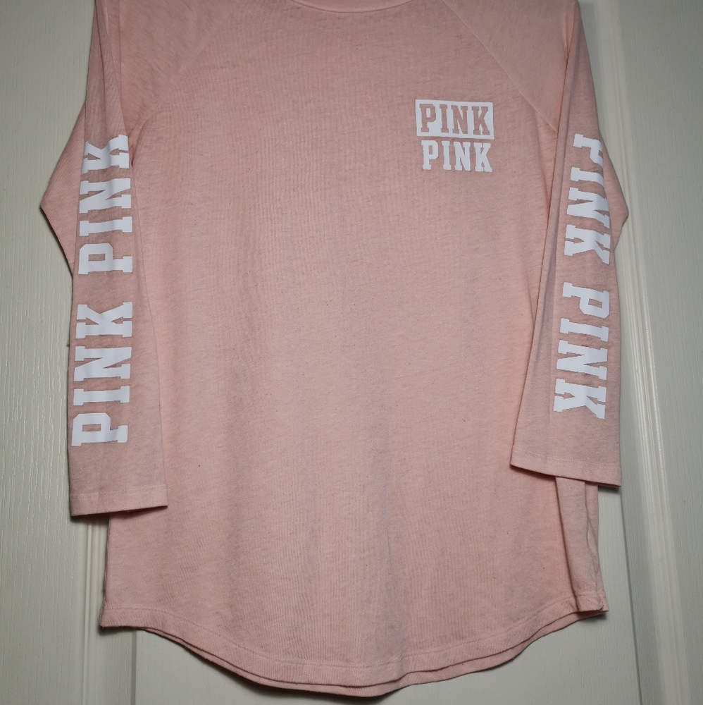 VS PINK ✨ 3/4 Sleeve Lightweight Tee